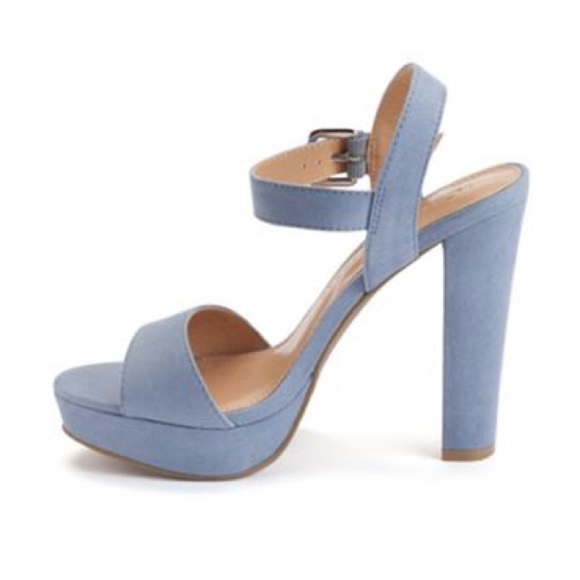 LC Lauren Conrad Blue Chunky Heel Sandals NWT - Picture 3 of 6